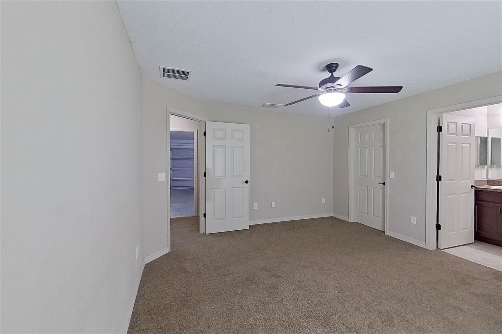 MARION OAKS UN 01 - Residential Lease