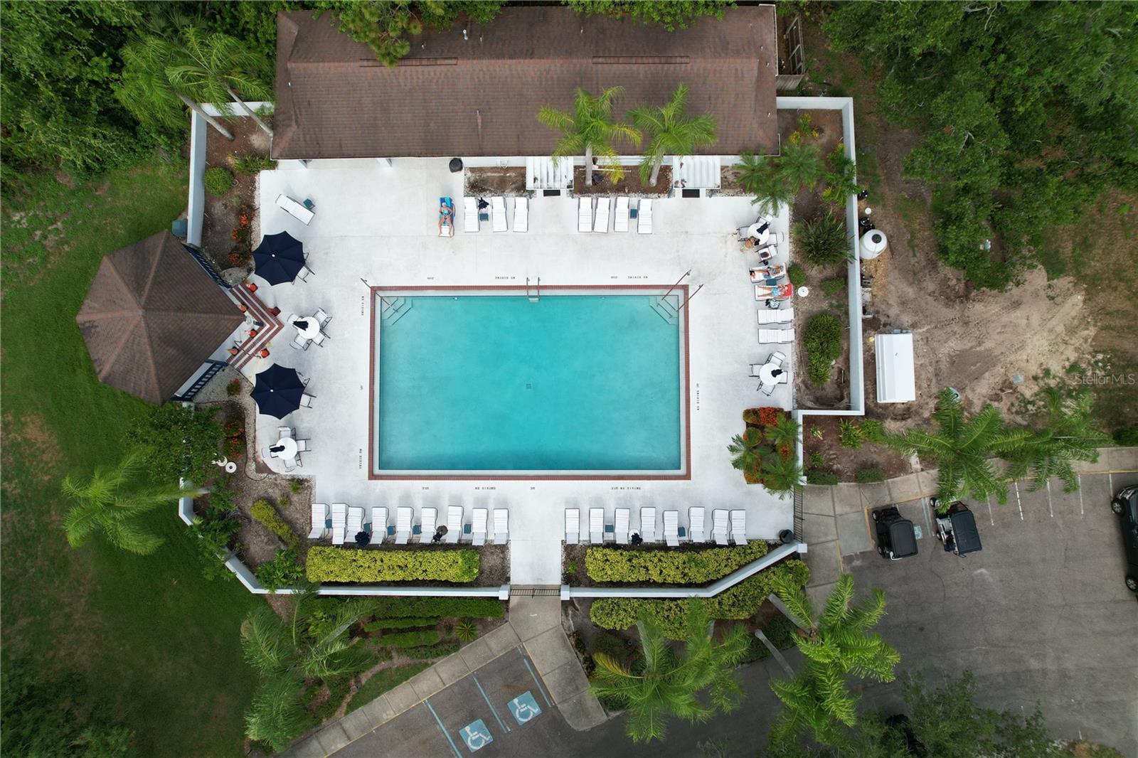 HIGHGATE IV CONDO - Residential