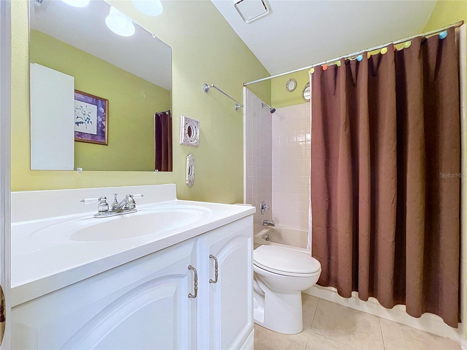HIGHGATE IV CONDO - Residential