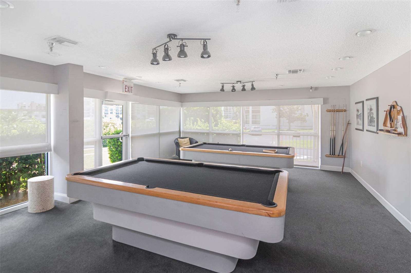 HARBOURSIDE CONDO - Residential