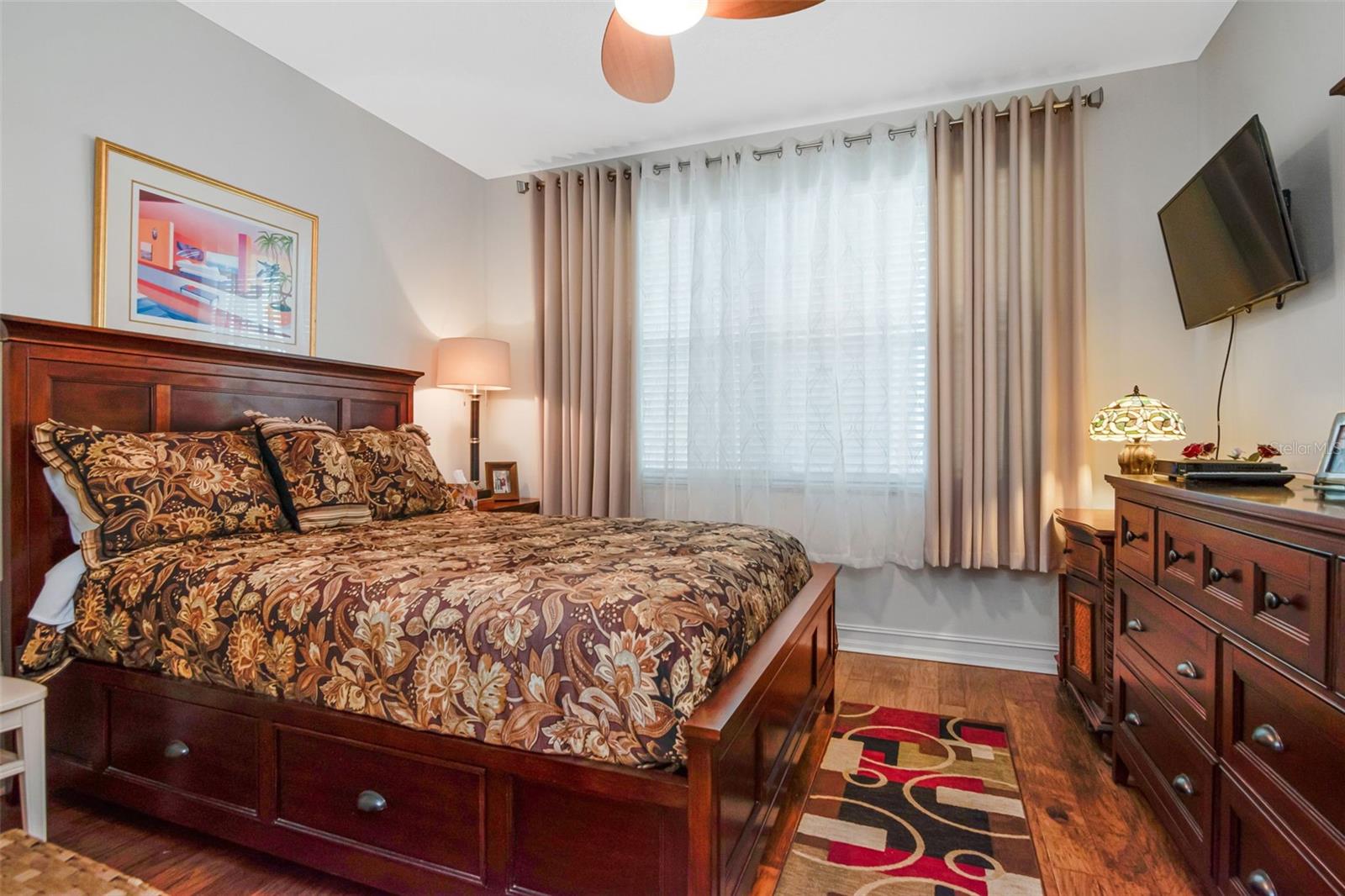 HARBOURSIDE CONDO - Residential