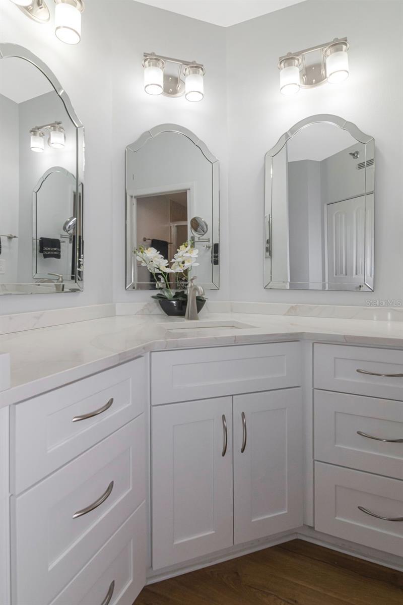 HARBOURSIDE CONDO - Residential