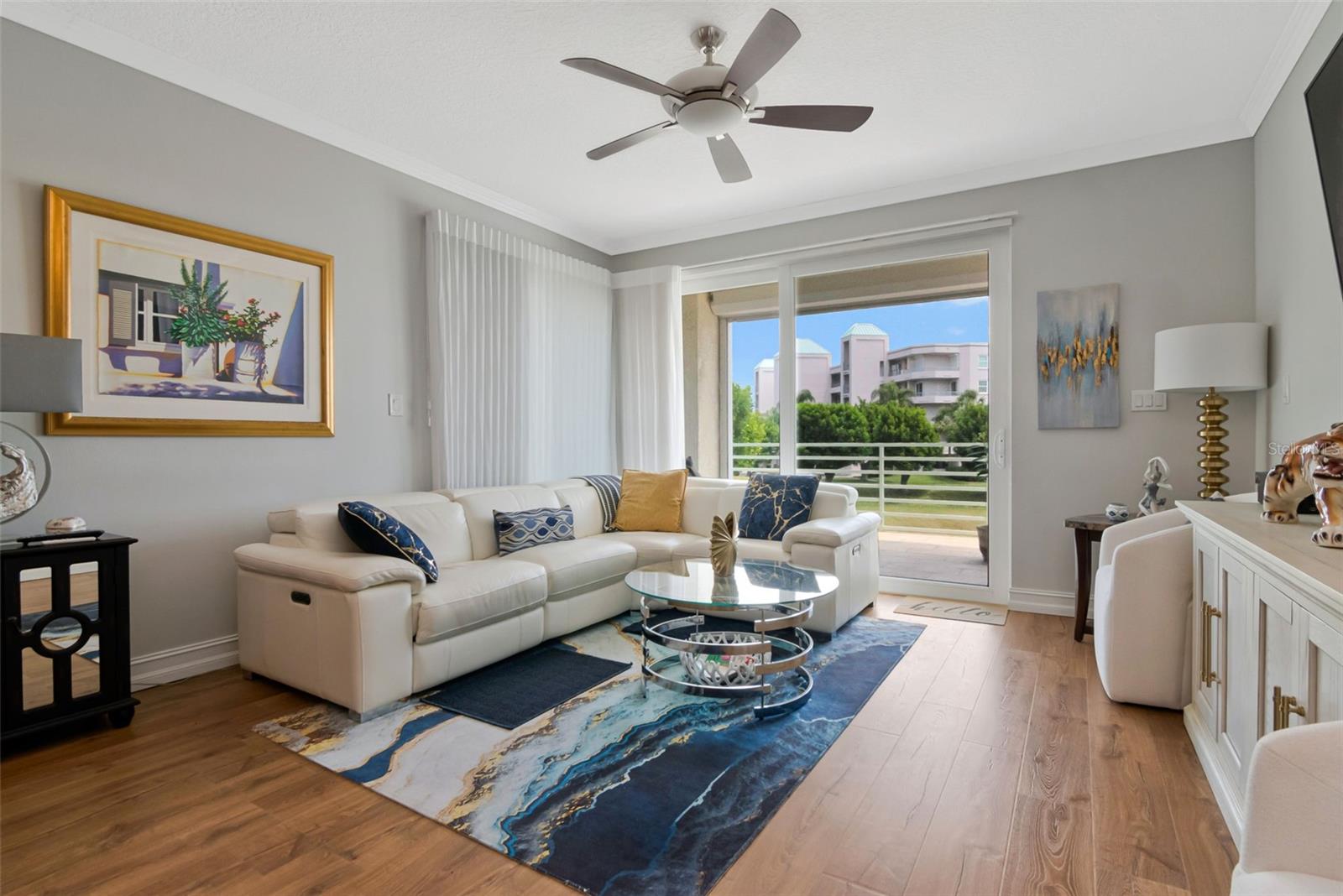 HARBOURSIDE CONDO - Residential