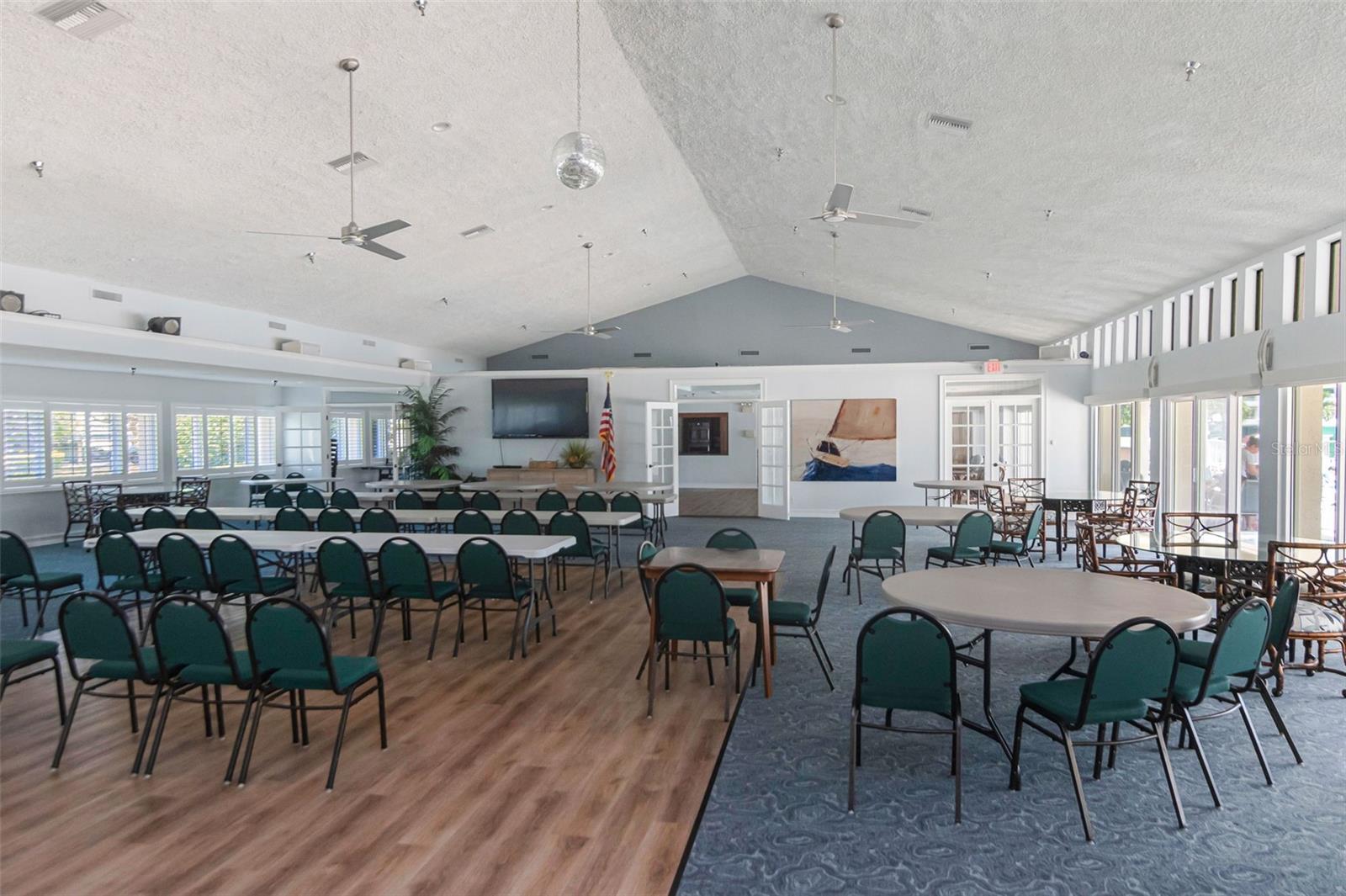 HARBOURSIDE CONDO - Residential