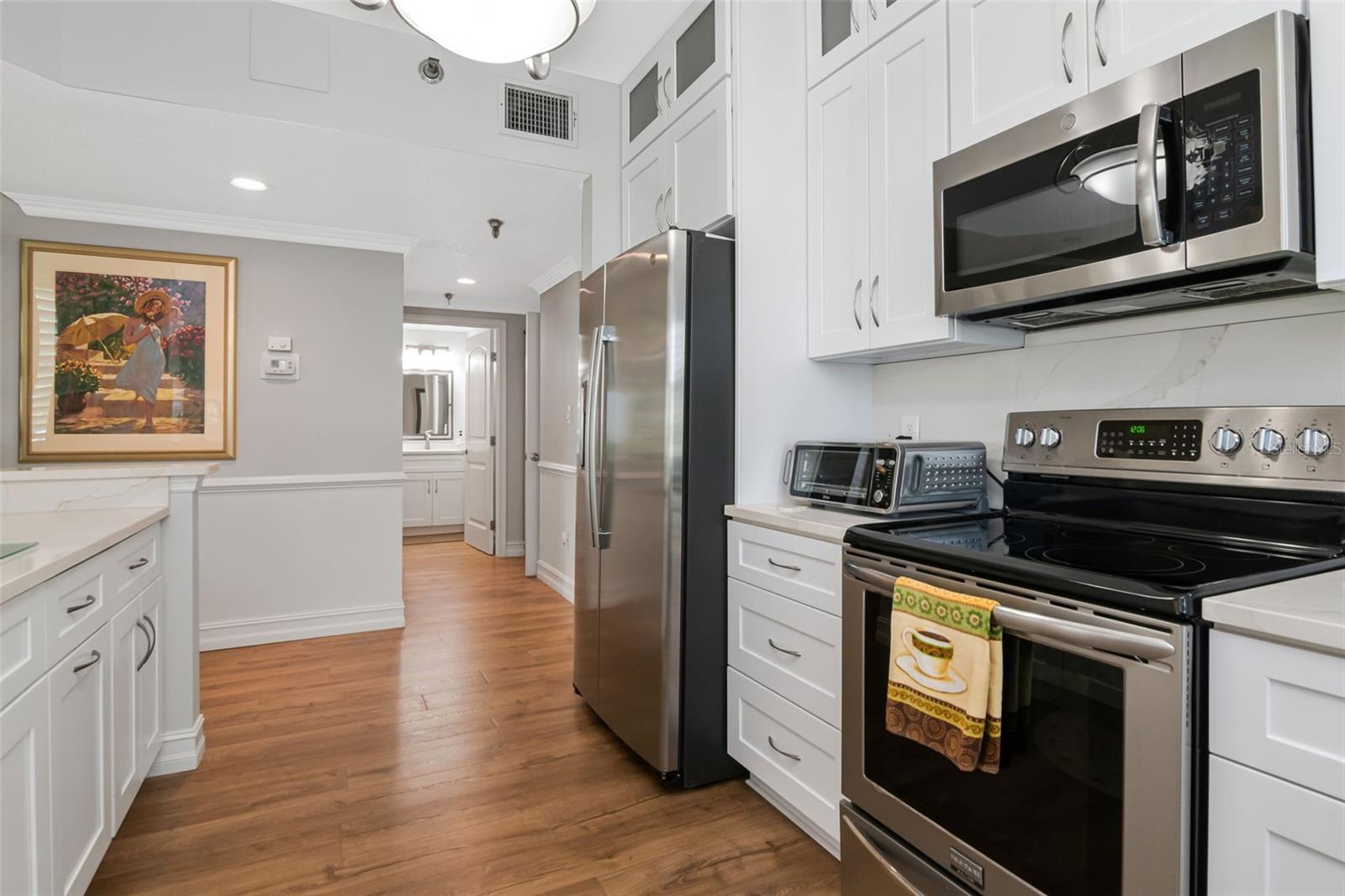 HARBOURSIDE CONDO - Residential