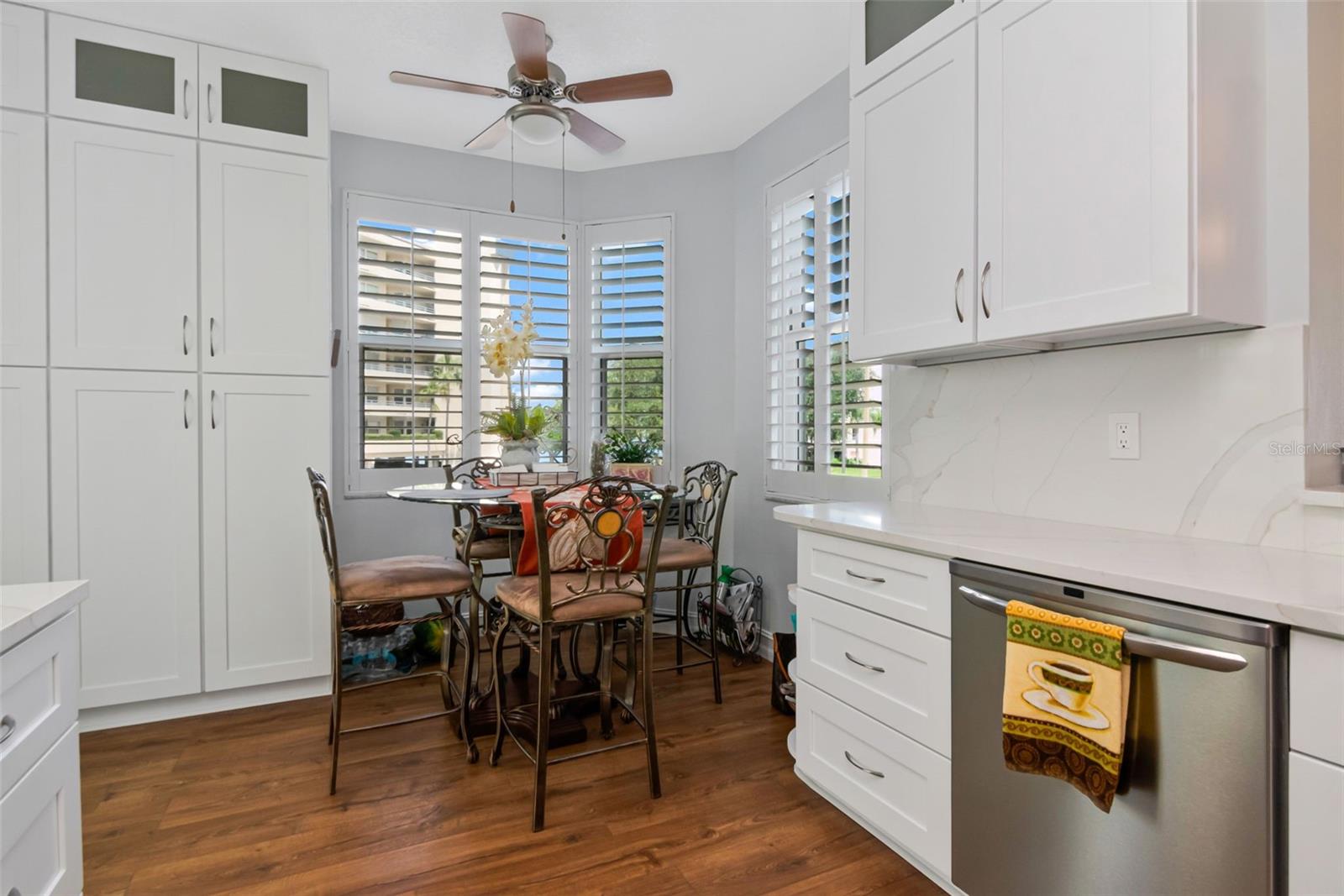 HARBOURSIDE CONDO - Residential
