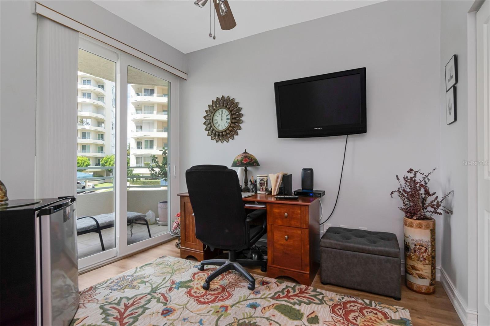 HARBOURSIDE CONDO - Residential