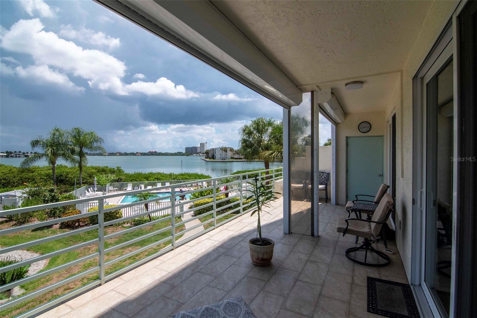 HARBOURSIDE CONDO - Residential