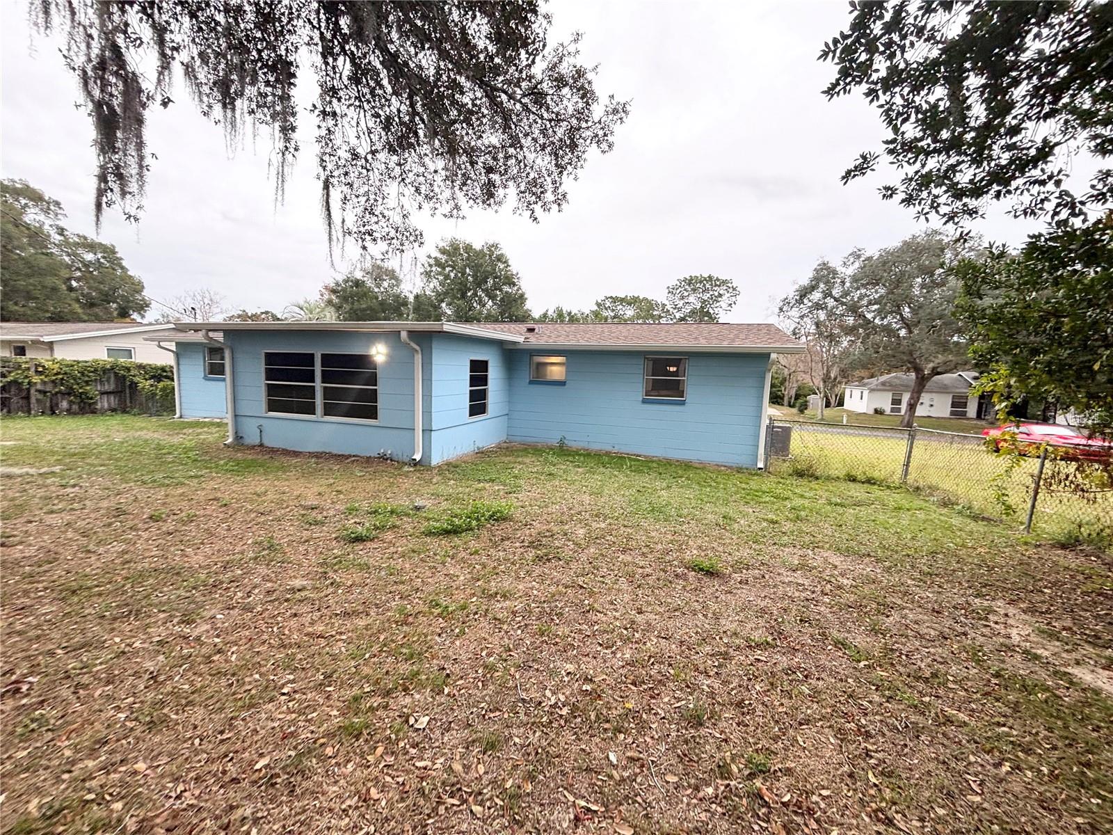 000114 - BEVERLY HILLS UNIT 2 - Residential