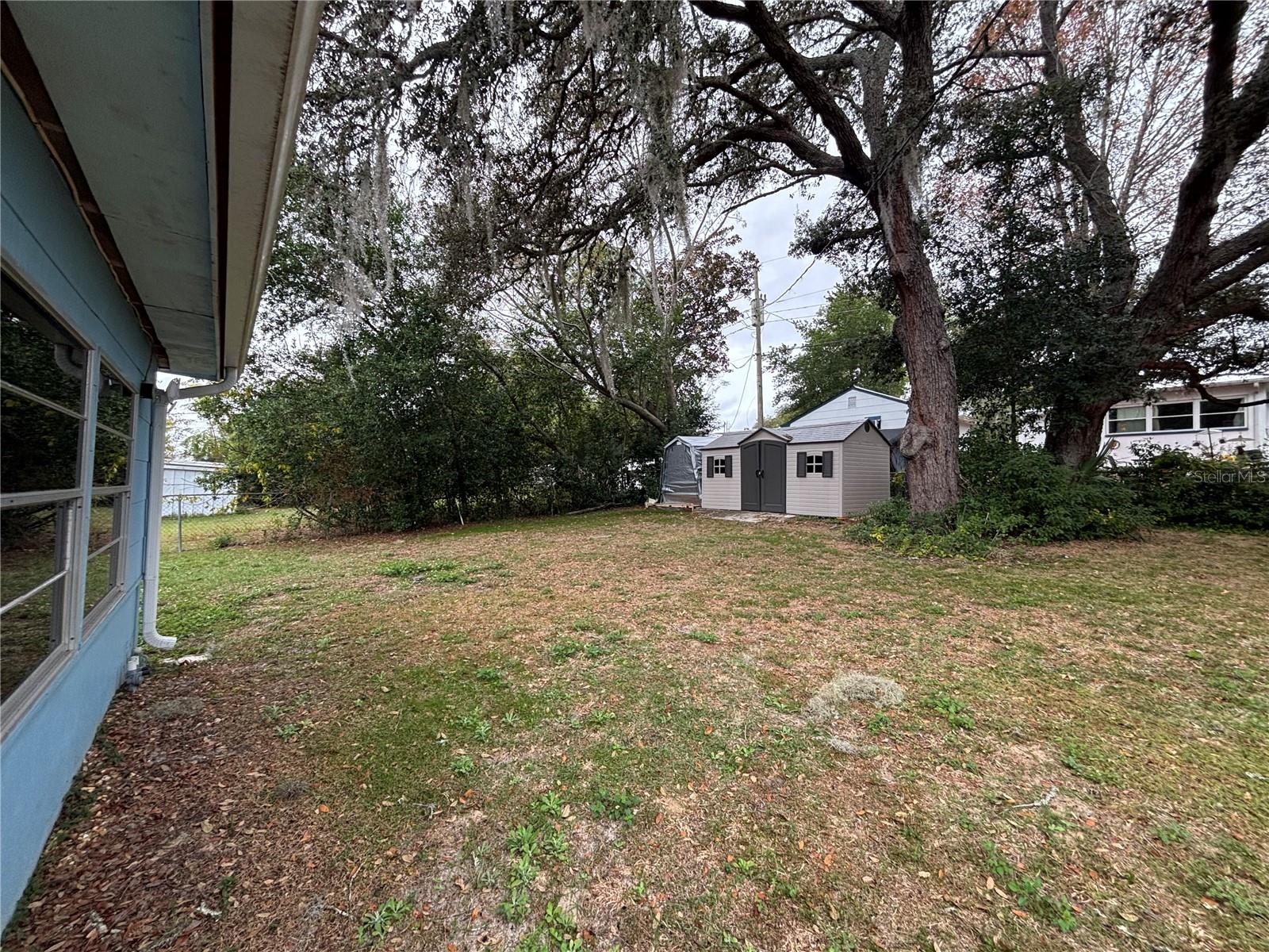 000114 - BEVERLY HILLS UNIT 2 - Residential