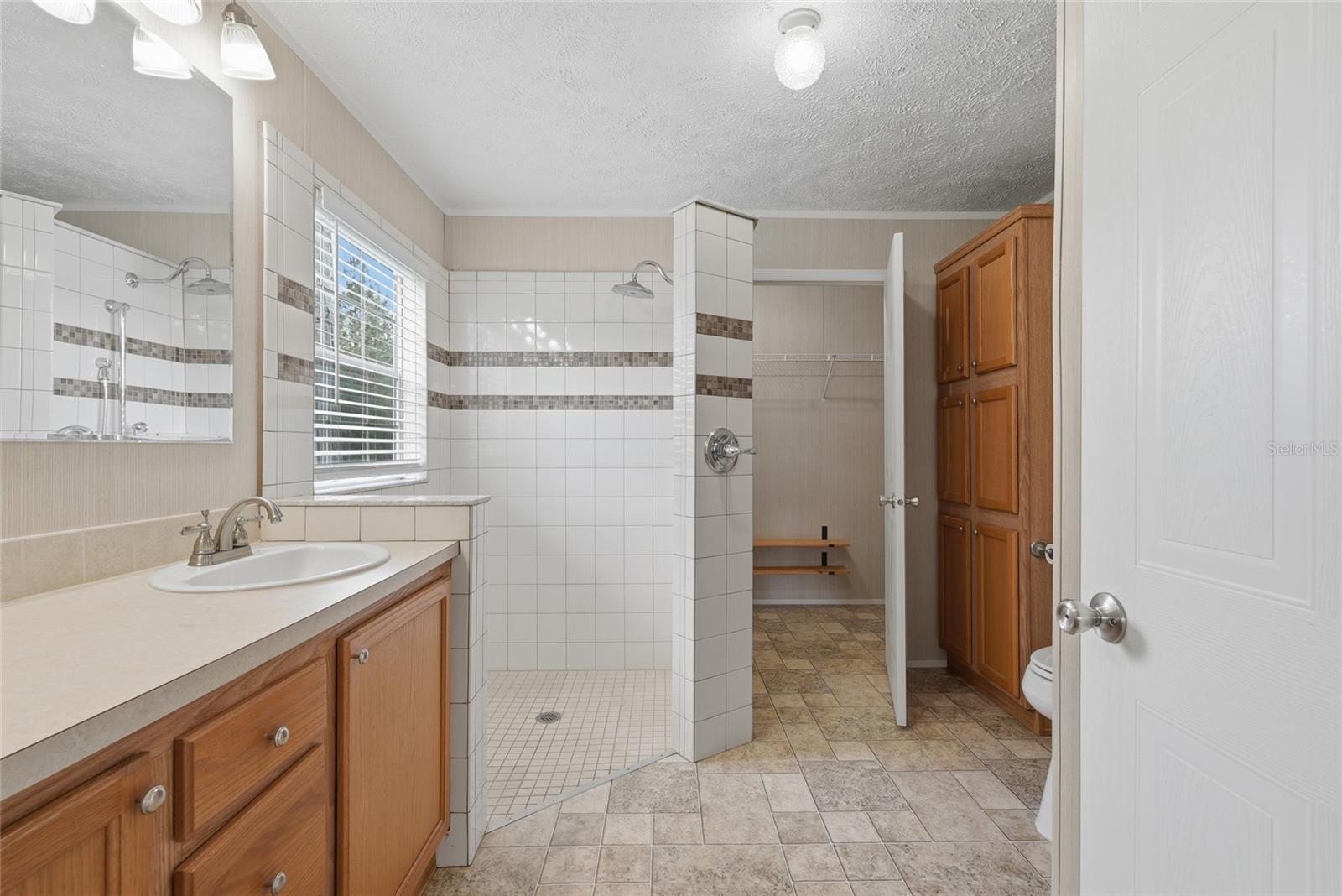 ANDREW FARMS - Residential