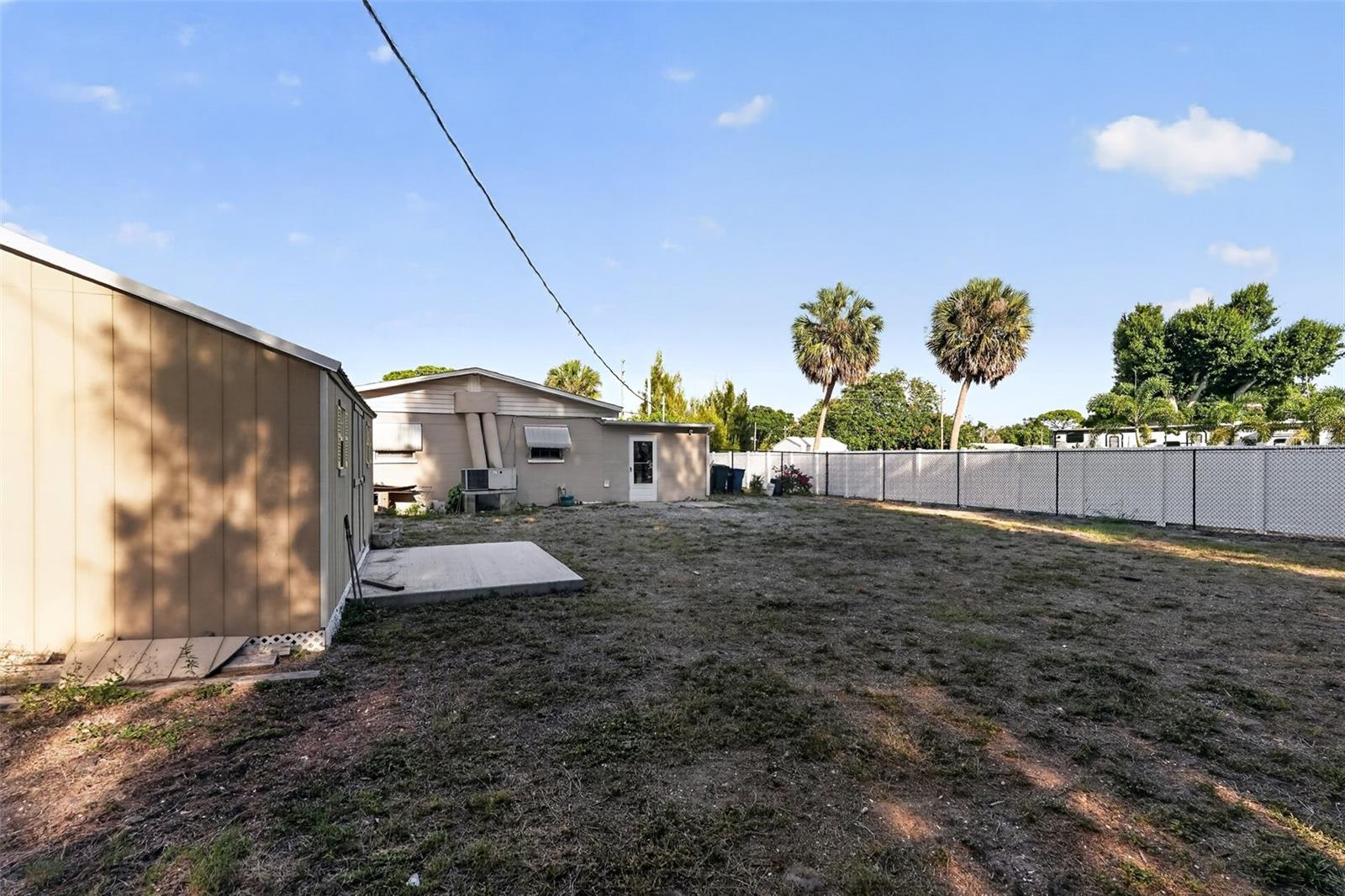 ACREAGE - Residential