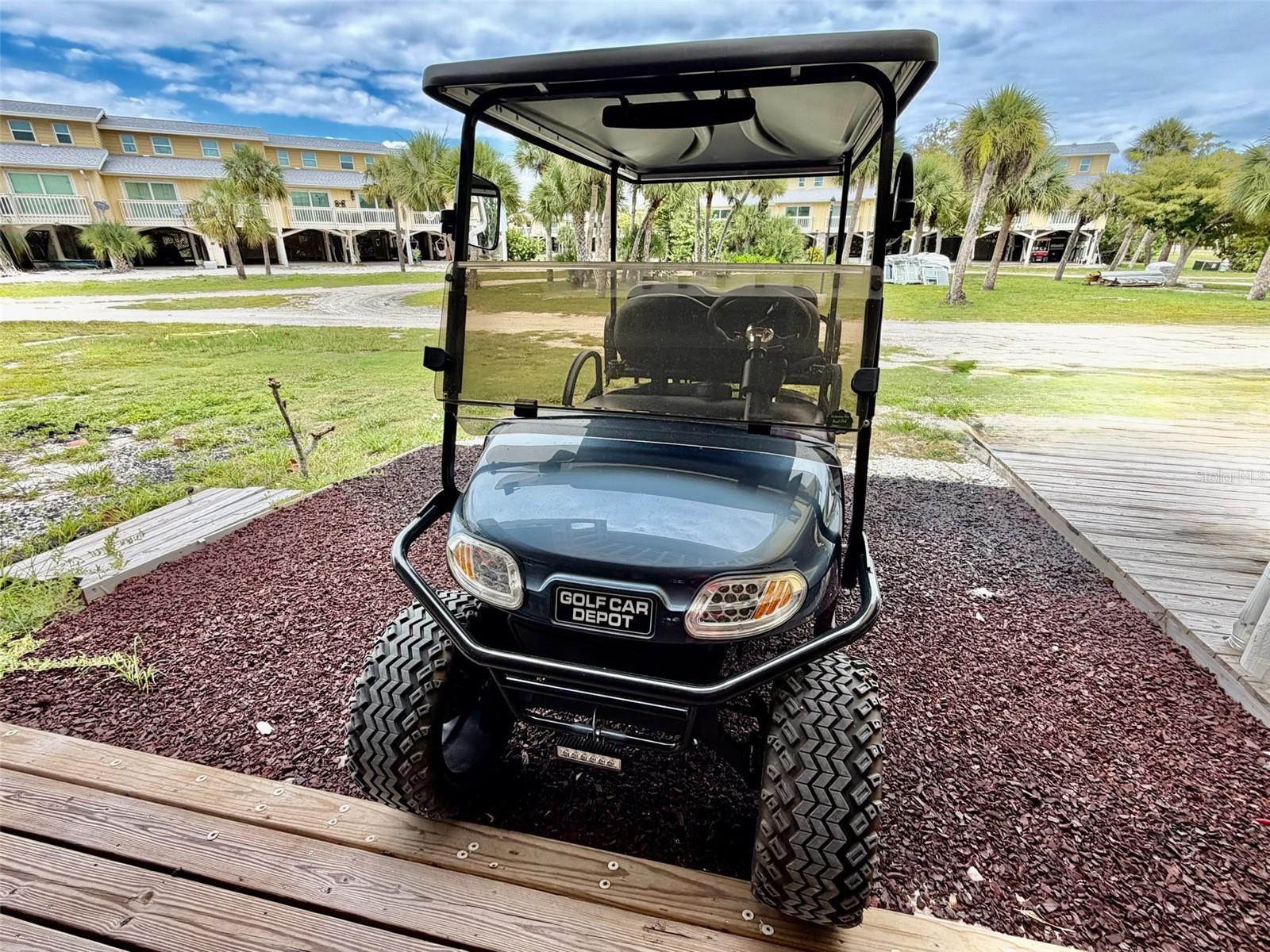HIDEAWAY BAY BEACH CLUB - Residential