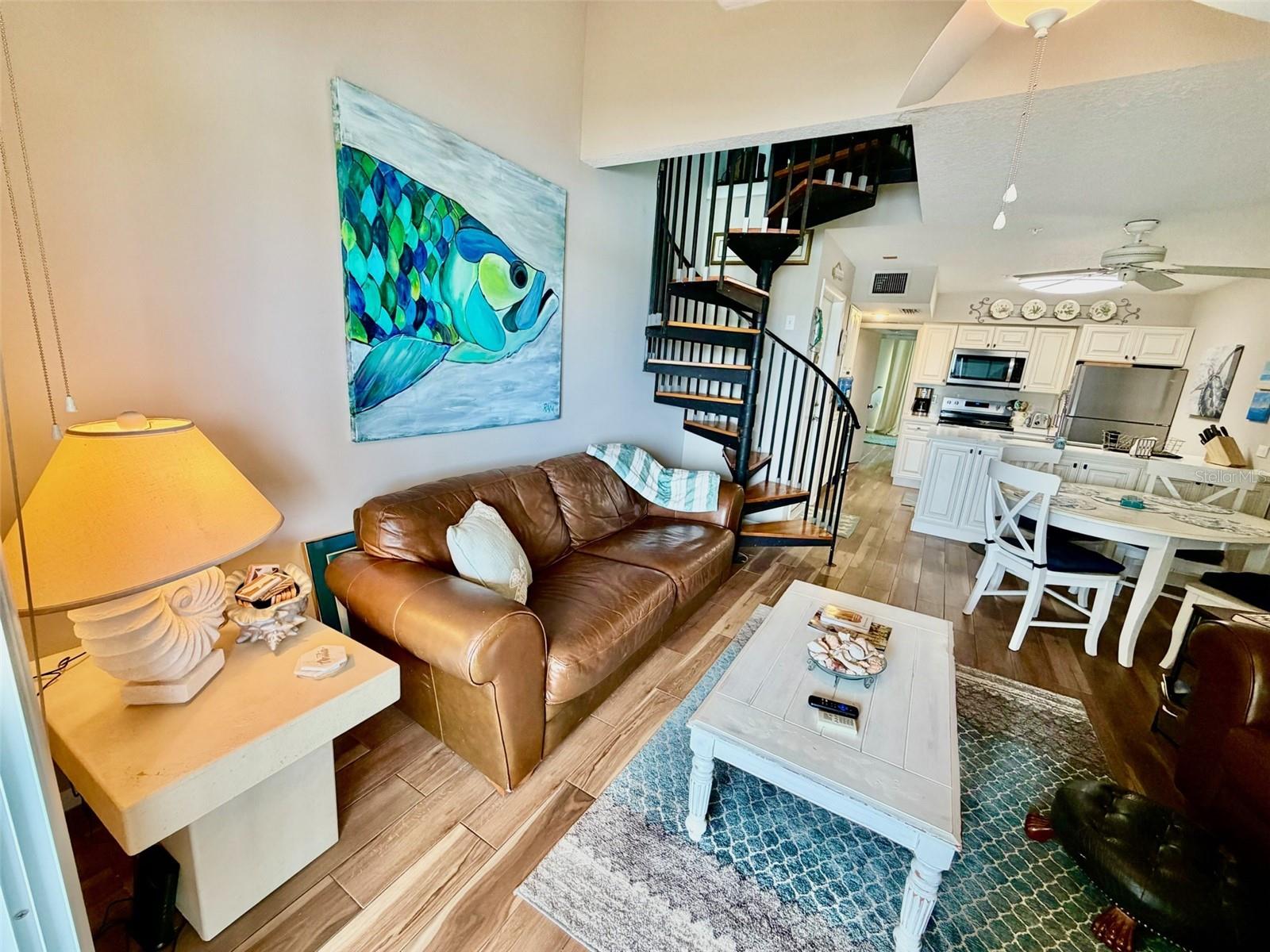 HIDEAWAY BAY BEACH CLUB - Residential