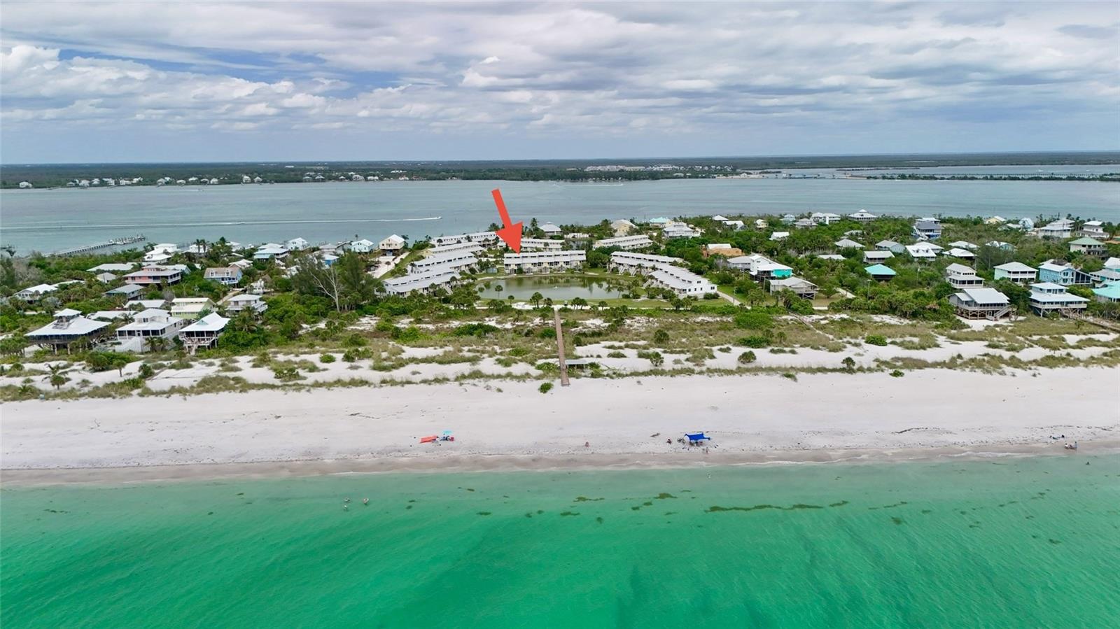 HIDEAWAY BAY BEACH CLUB - Residential