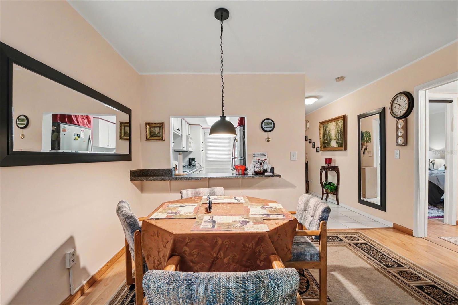 DOUGLAS ARMS - Residential