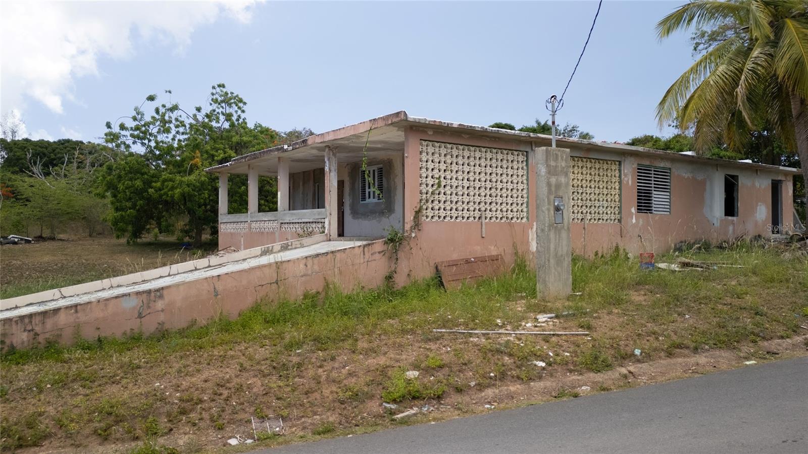 MONTE SANTO - Residential