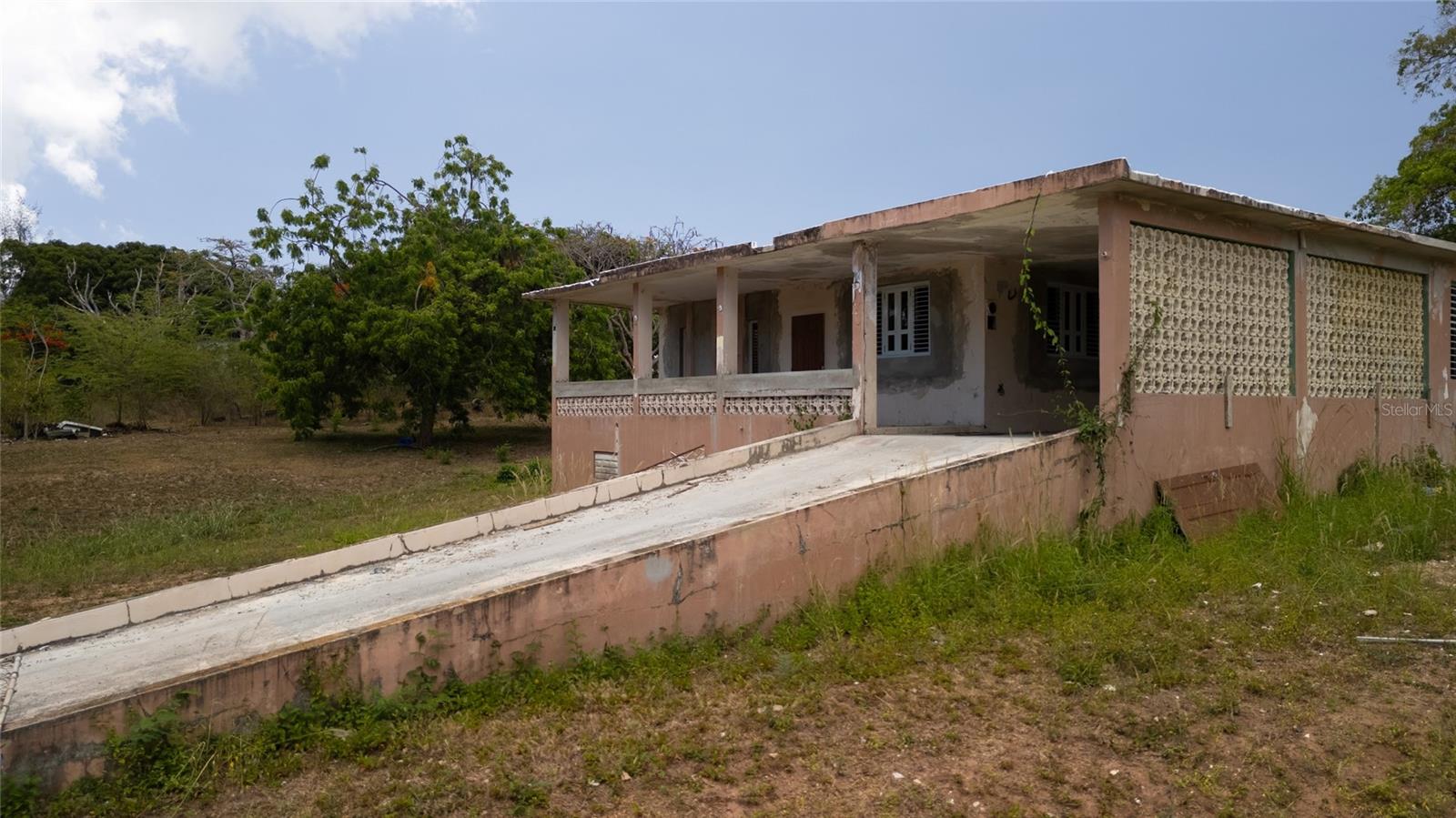 MONTE SANTO - Residential