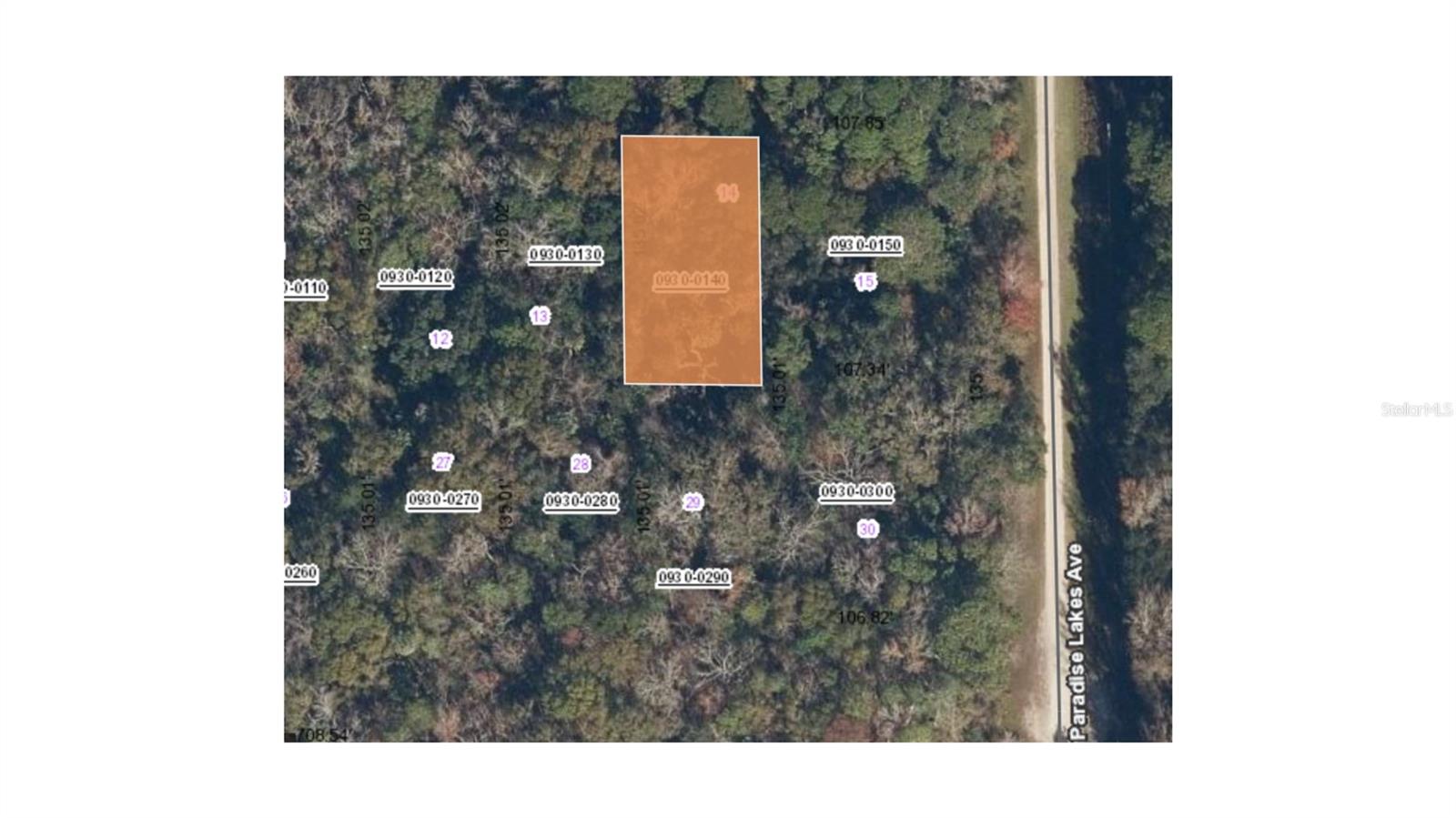 Located in the peaceful community of Paradise Lakes, 127 Jay Avenue in Georgetown, Florida, offers a prime opportunity for those seeking a slice of the Florida lifestyle. This approximately 0.23-acre (10,105 sq. ft.) lot is situated on a quiet, dirt-surface road and is surrounded by lush, mature trees, providing a high degree of privacy and a "nature lover's paradise" feel. $60/yr fee includes the use of the private boat ramp, BBQ areas, and a playground, allowing you to easily launch your boat and spend the day on the lake without the hassle of public ramps