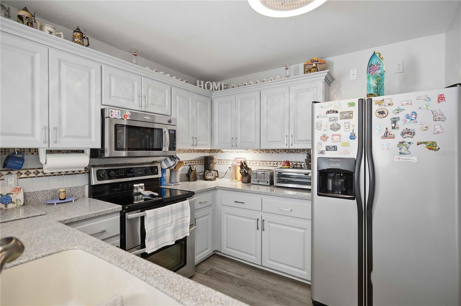 OAKWOOD VILLAGE - Residential