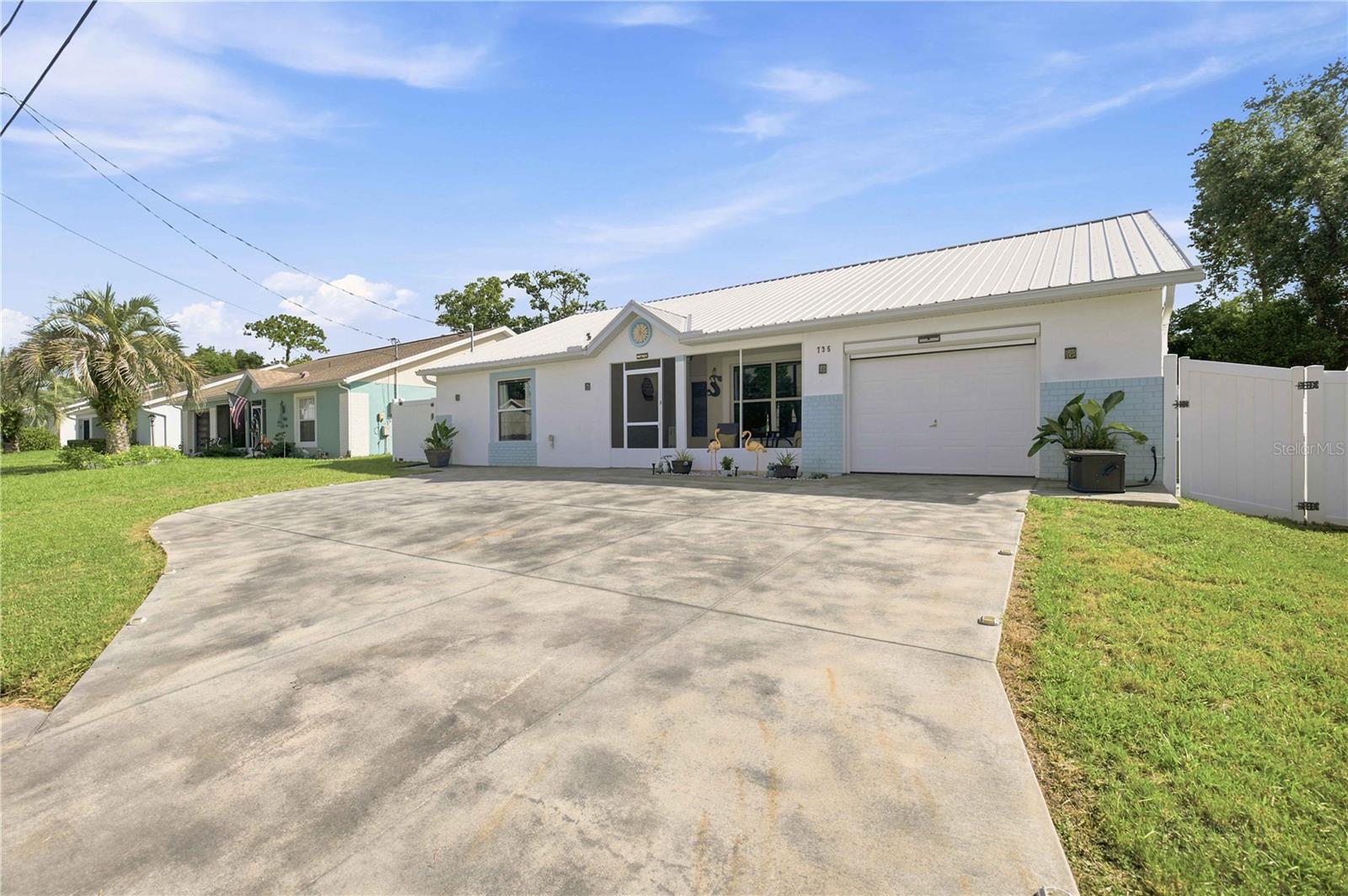 OAKWOOD VILLAGE - Residential
