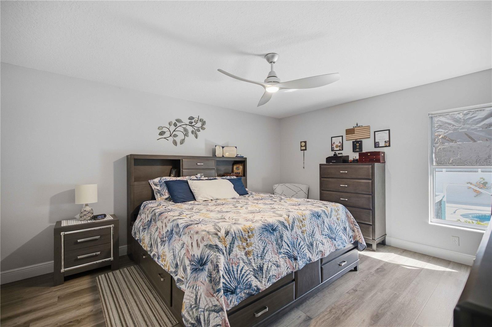 OAKWOOD VILLAGE - Residential
