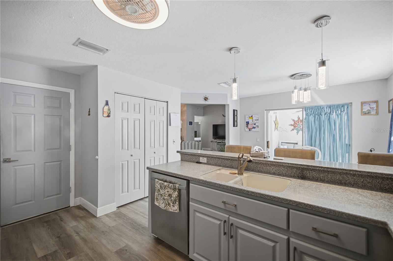 OAKWOOD VILLAGE - Residential