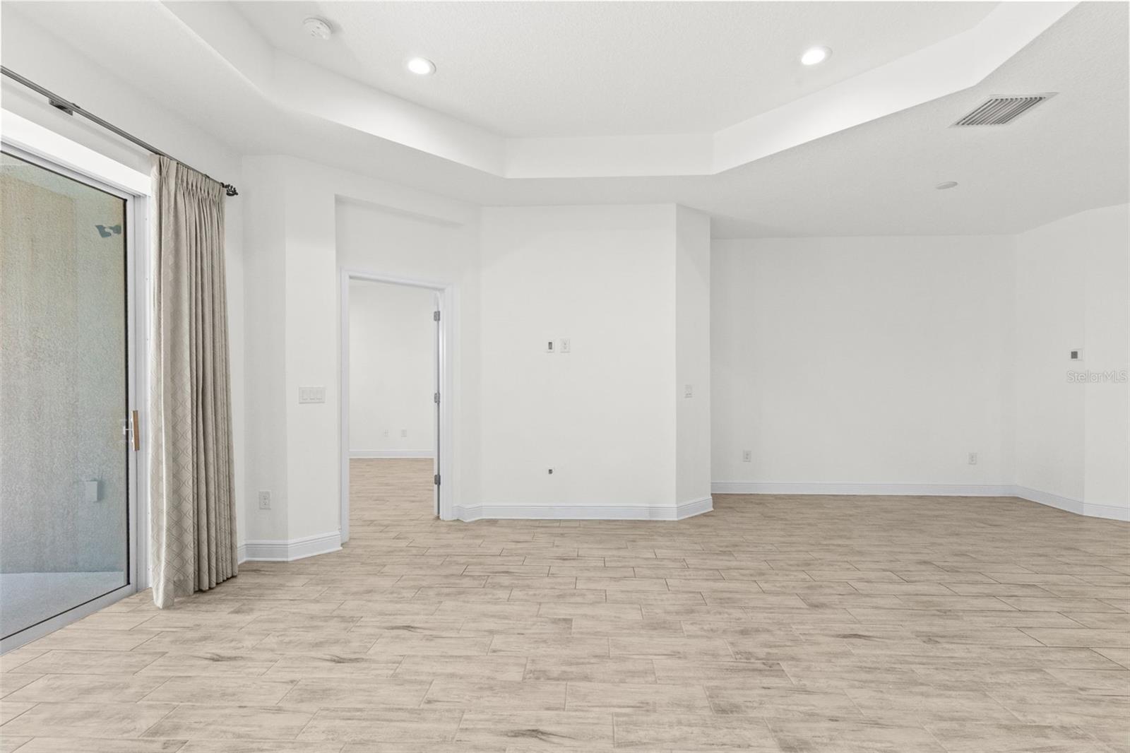 FISHHAWK RANCH WEST PH 6 - Residential