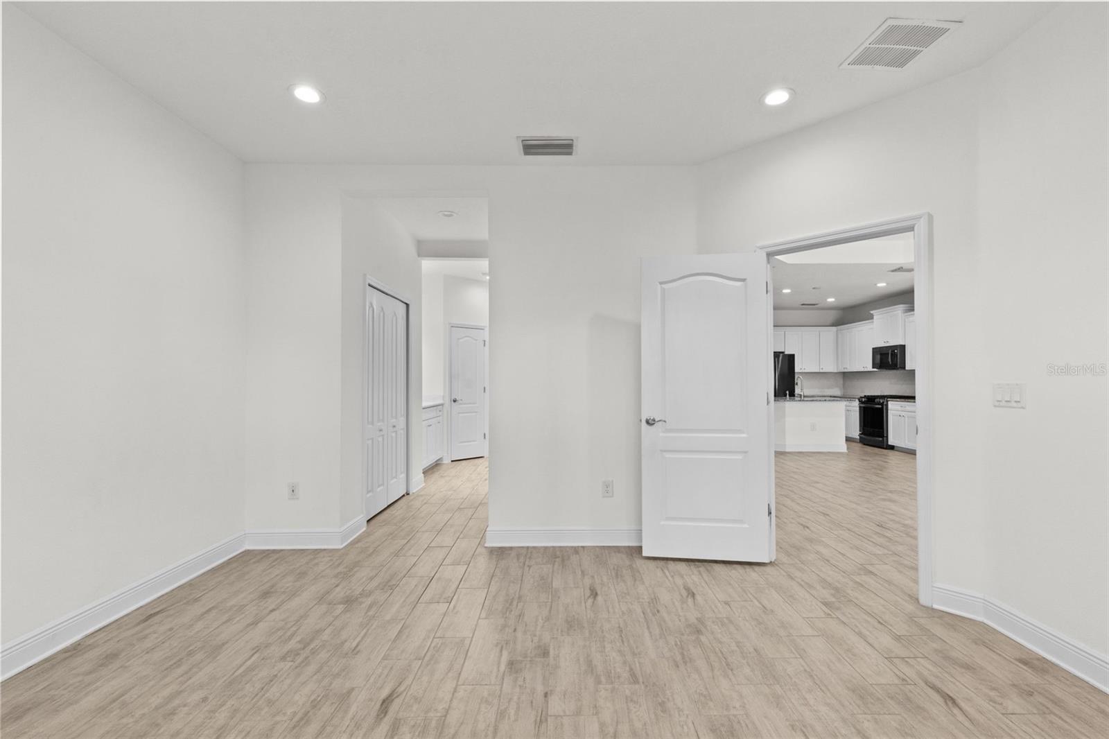 FISHHAWK RANCH WEST PH 6 - Residential
