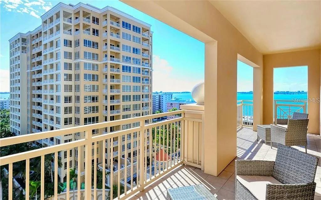 THE RESIDENCES - Residential