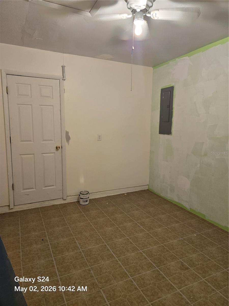 PORT CHARLOTTE SUB 41 - Residential Lease