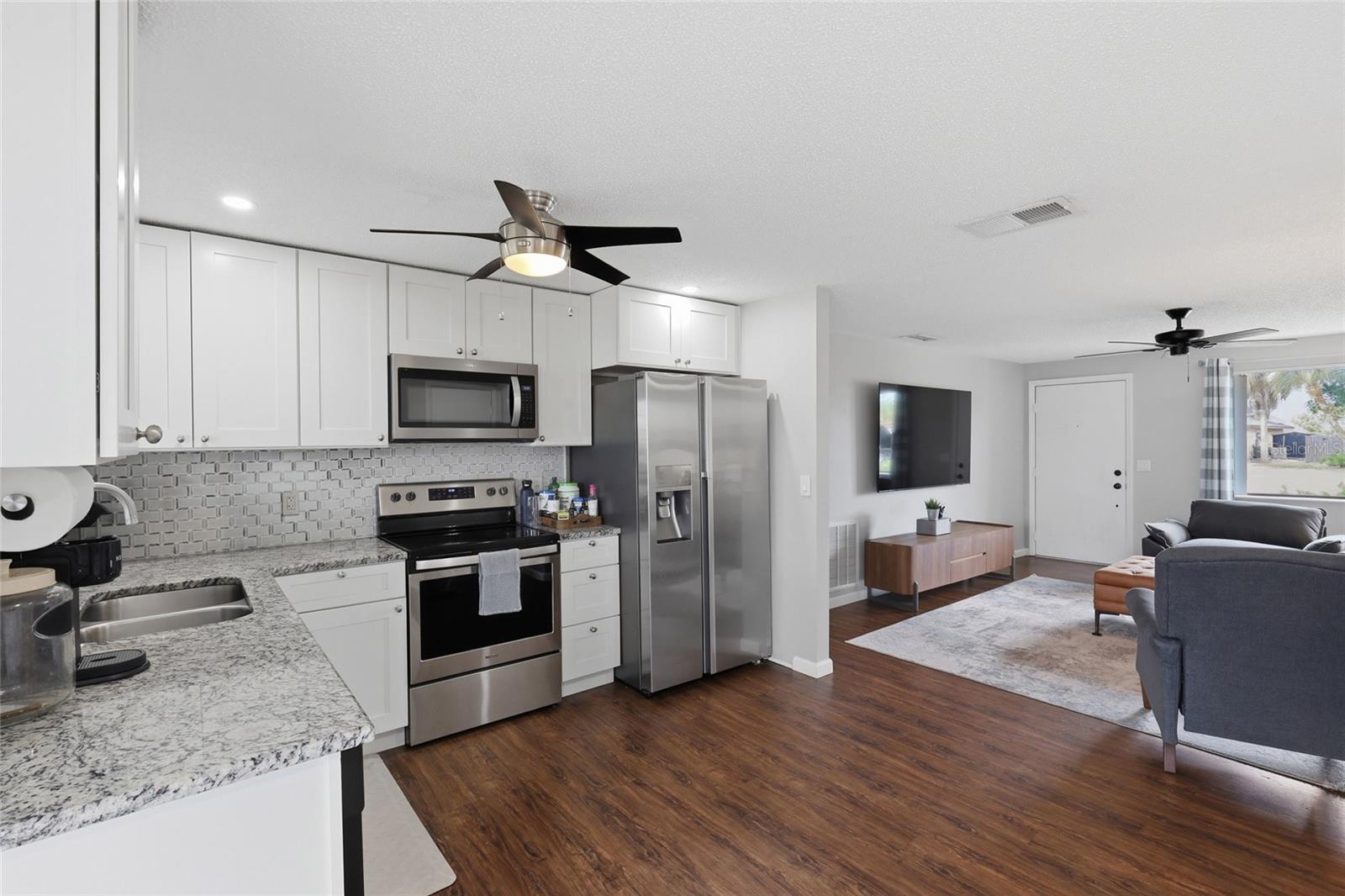LOCKWOOD MEADOWS - Residential