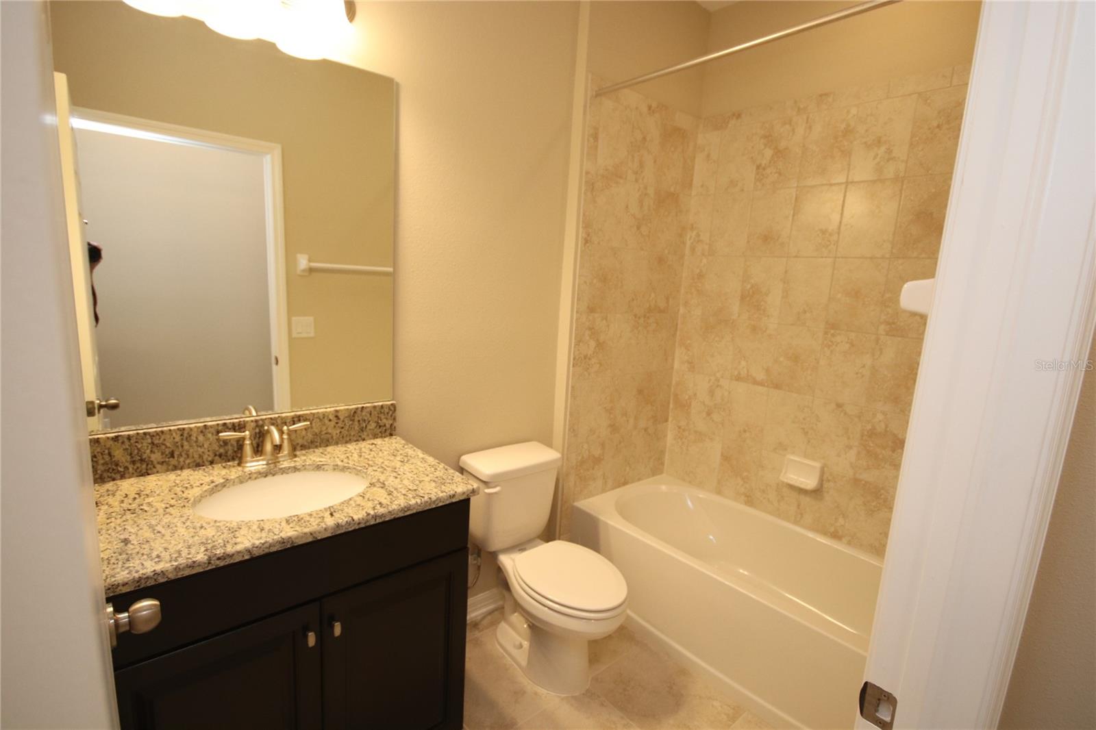 CARLTON LAKES PH 1C-1 - Residential Lease