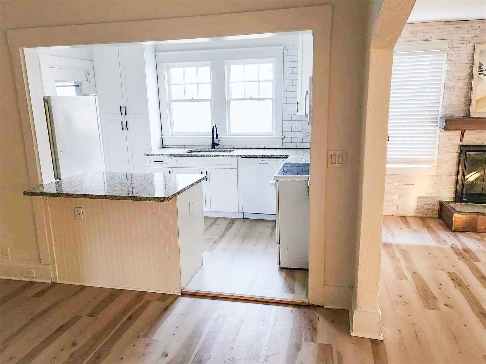 KENILWORTH GROVE SUB - Residential Lease