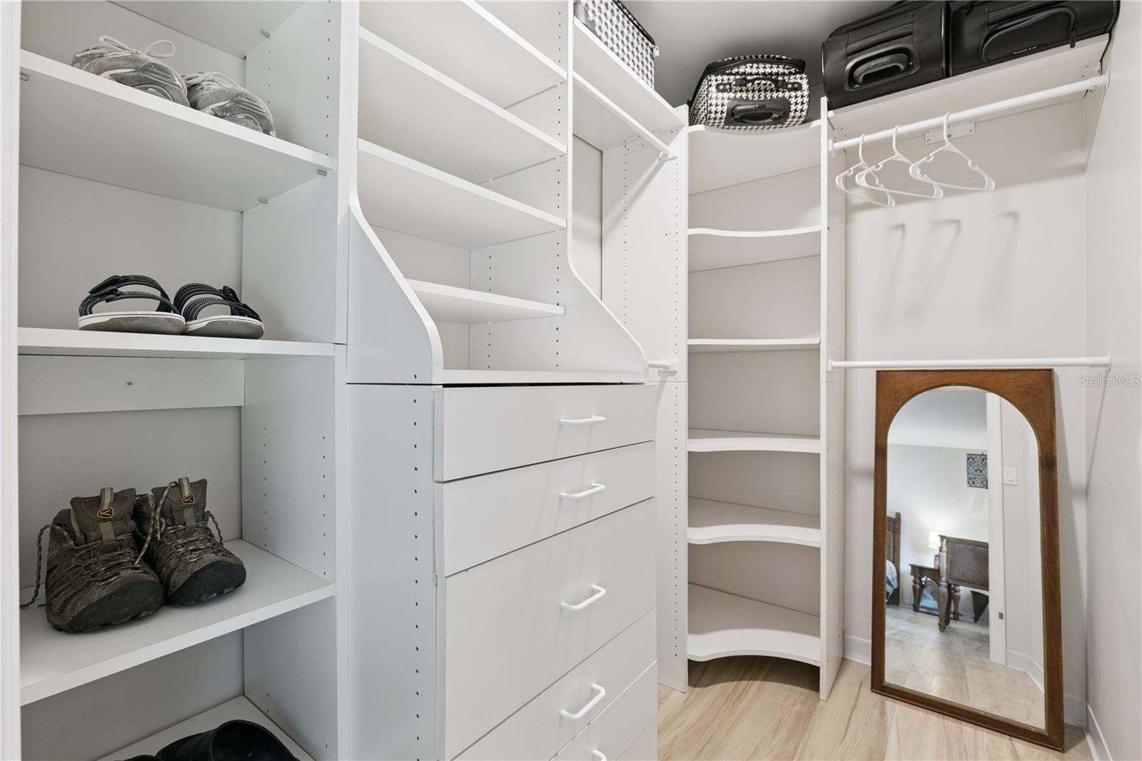 OAK FOREST UNIT 3 - Residential