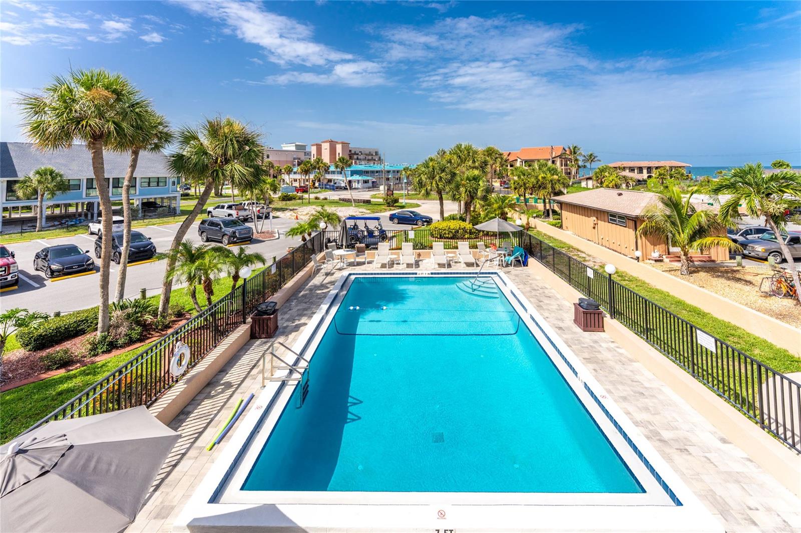EL GALEON SOUTH - Residential