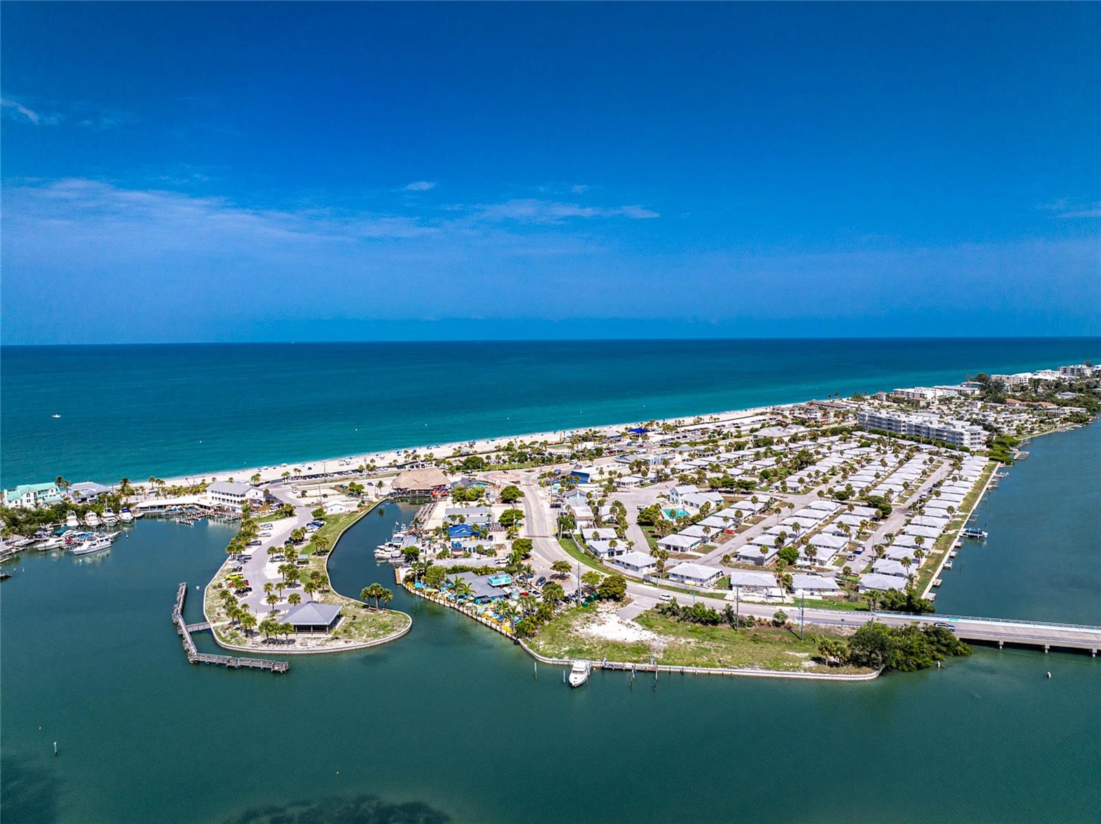 EL GALEON SOUTH - Residential