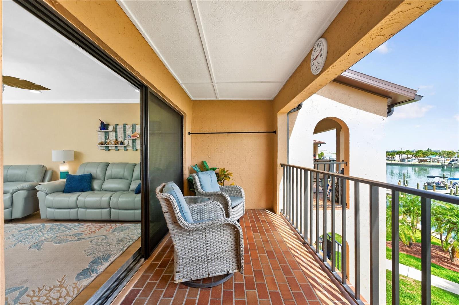 EL GALEON SOUTH - Residential
