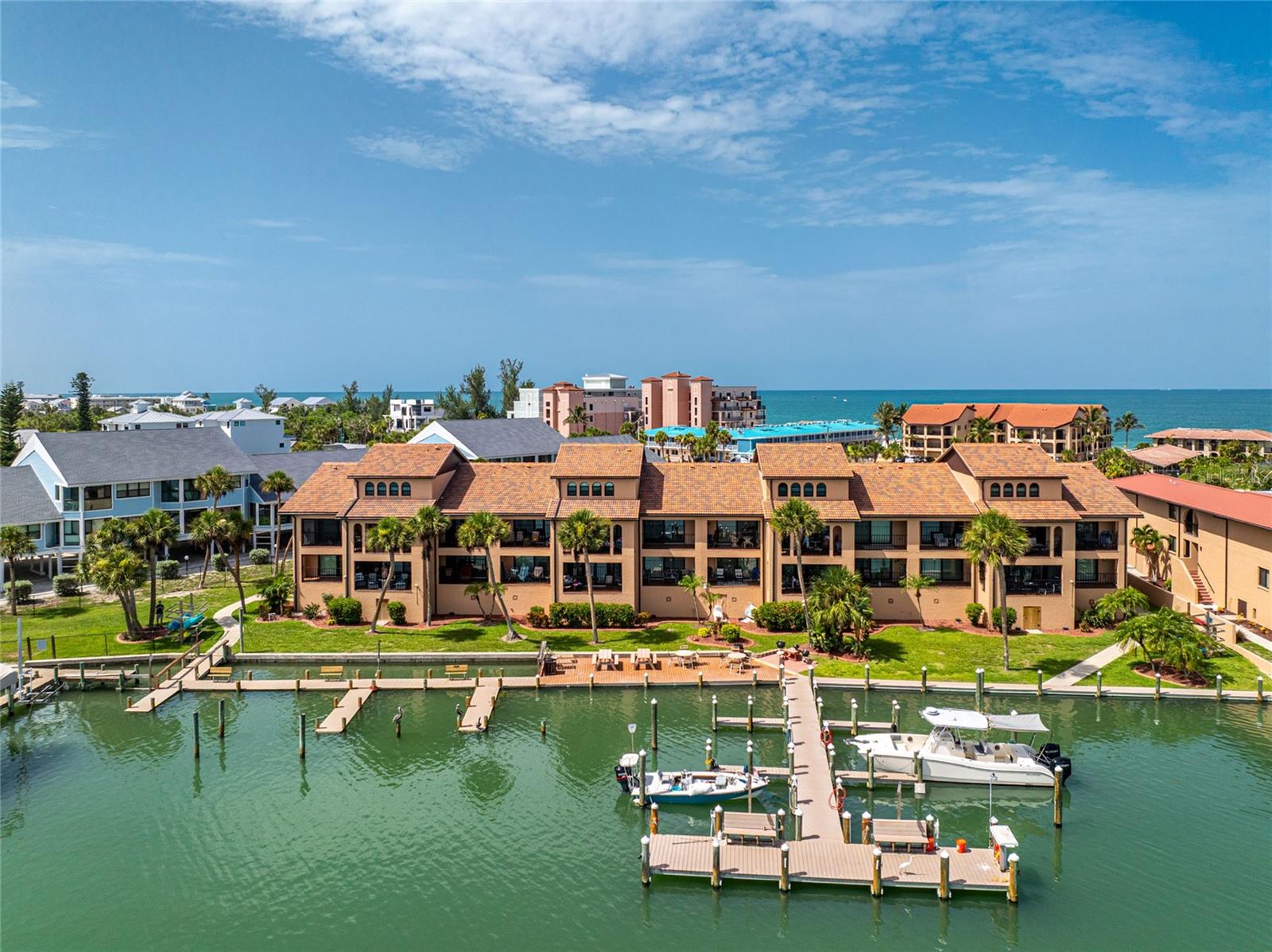 EL GALEON SOUTH - Residential