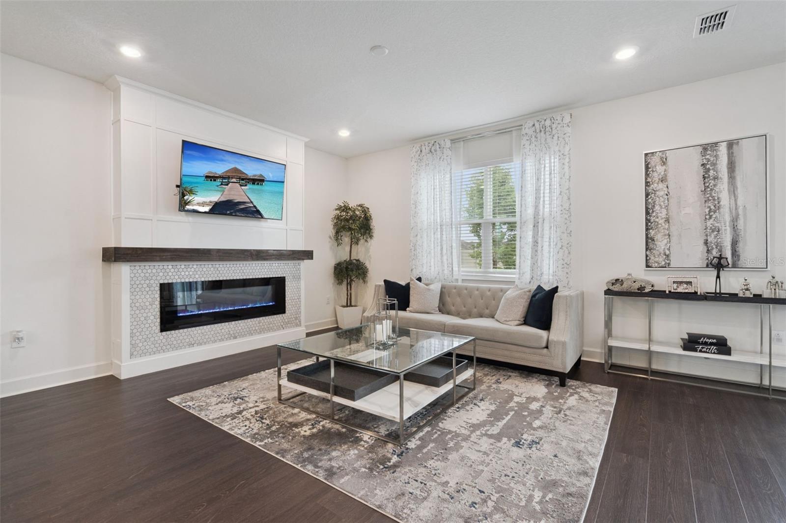 CREEKSTONE PH 2 - Residential
