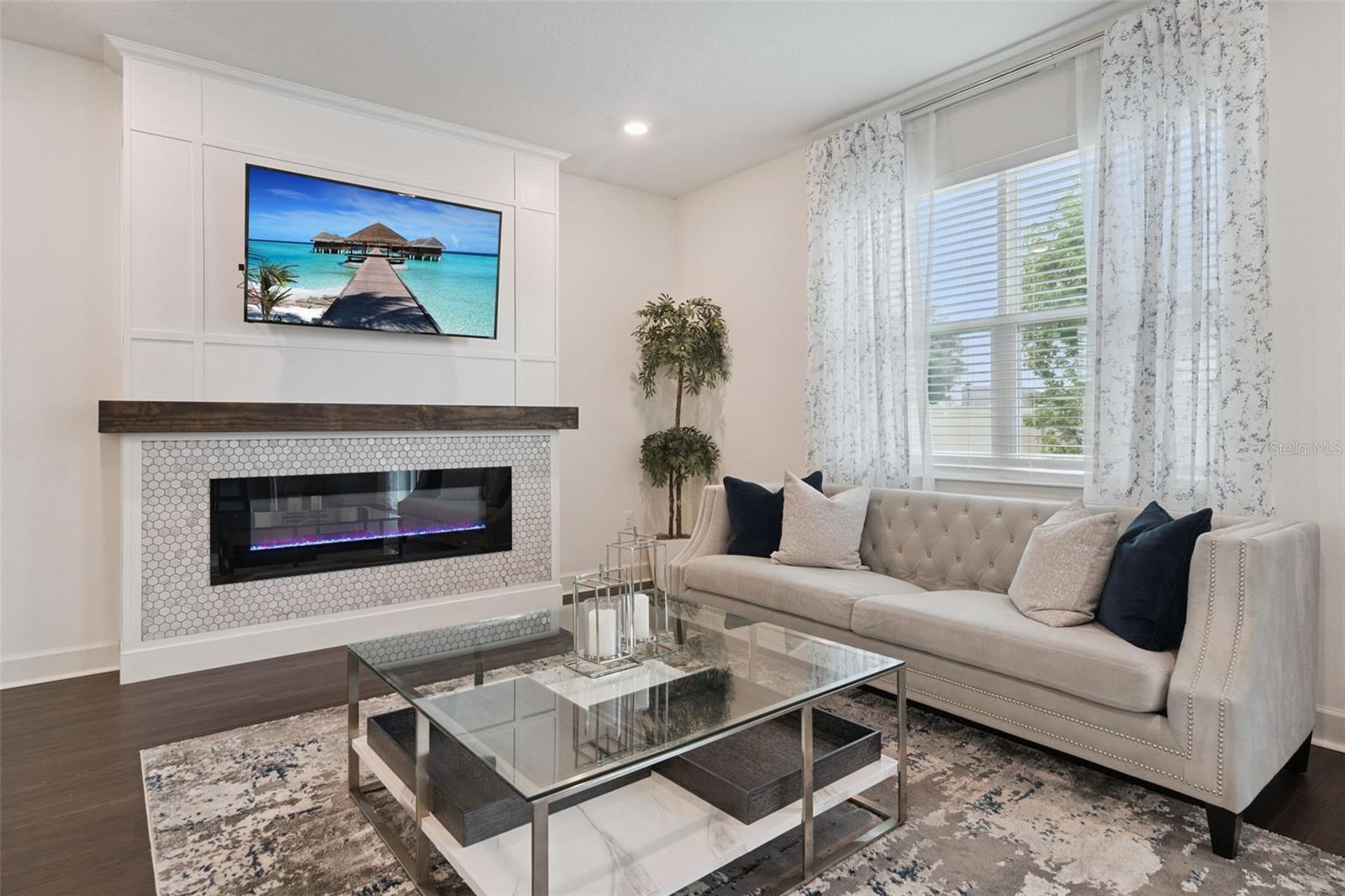 CREEKSTONE PH 2 - Residential