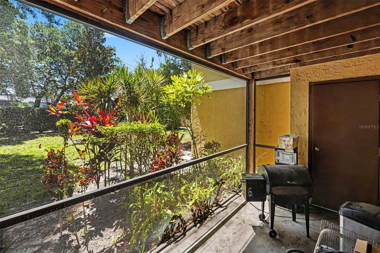 BELLEAIR VILLAGE CONDO - Residential