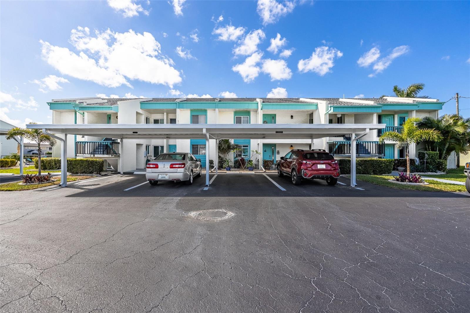 HARBOUR CASTLE CONDO - Residential