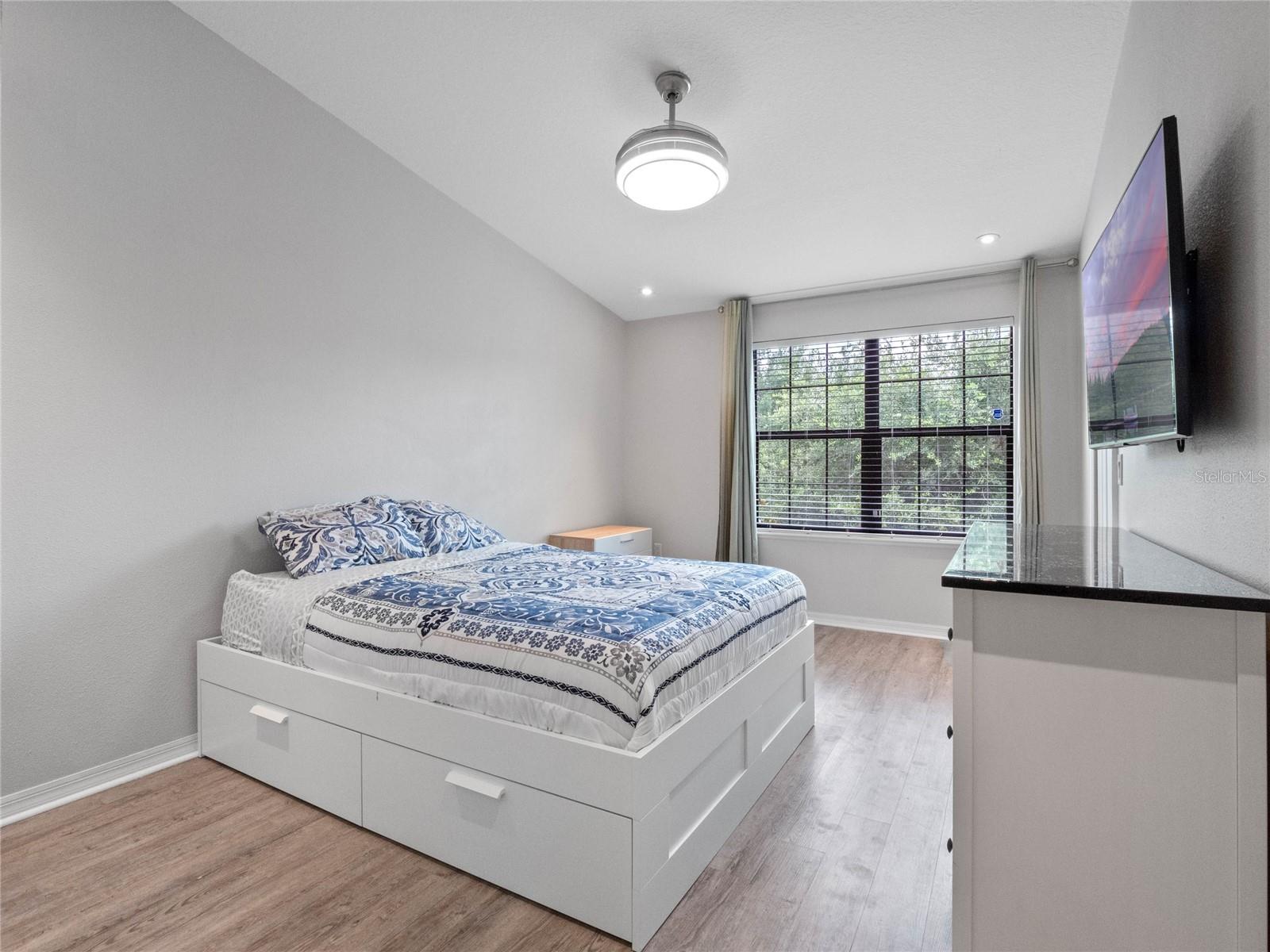 WINDSOR LAKE TWNHMS REP 1 - Residential
