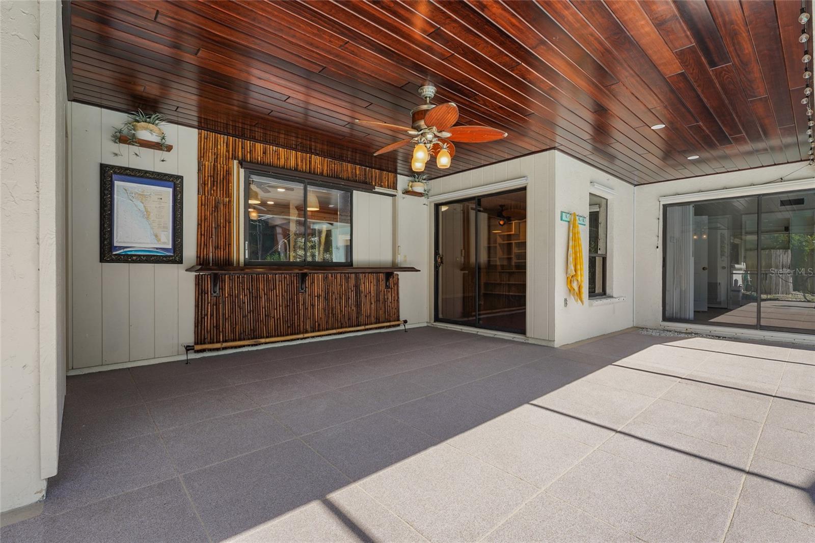 COUNTRY PLACE - Residential