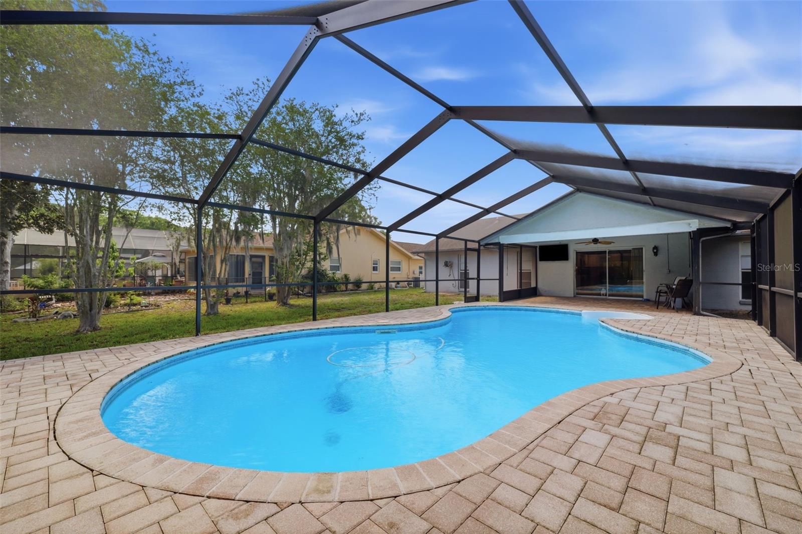 BRIARWOODS - Residential