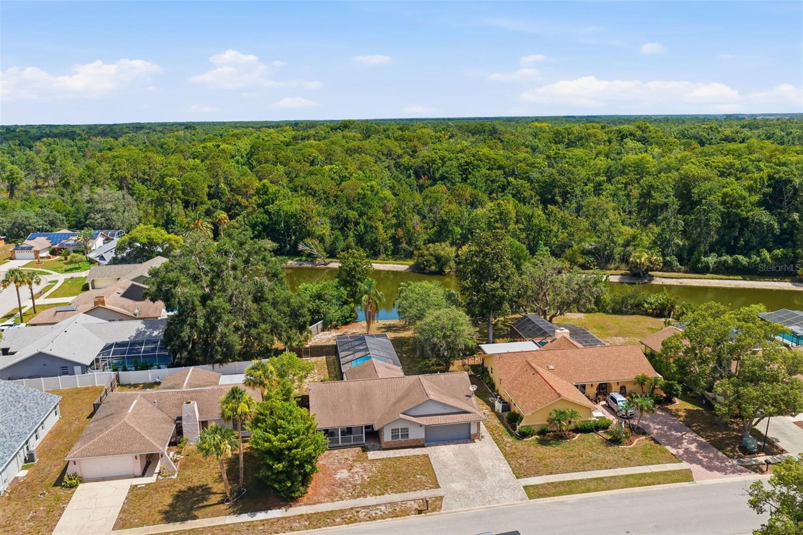 BRIARWOODS - Residential