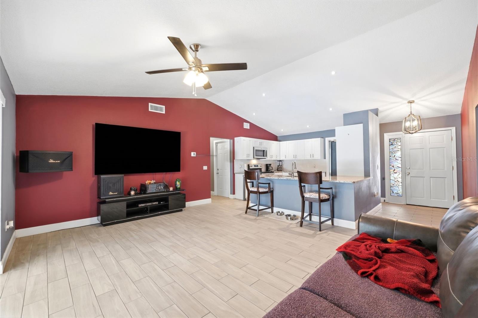 BRIARWOODS - Residential