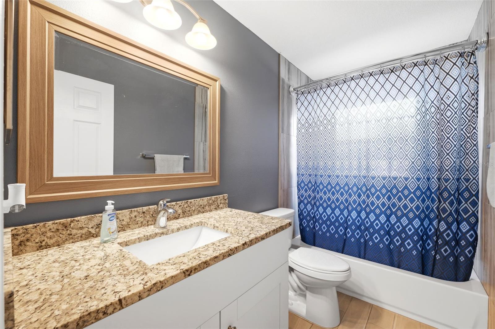 BRIARWOODS - Residential