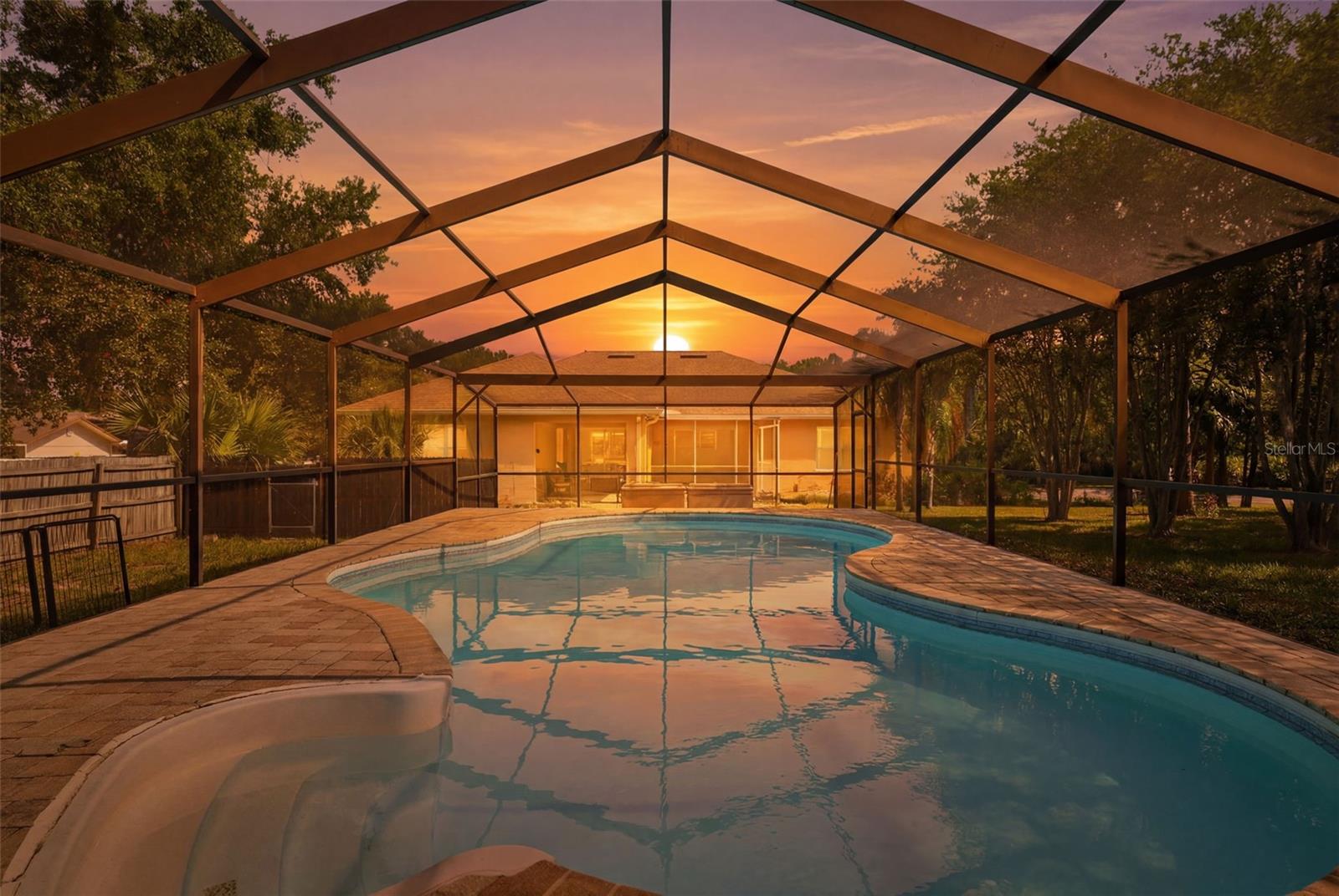 BRIARWOODS - Residential